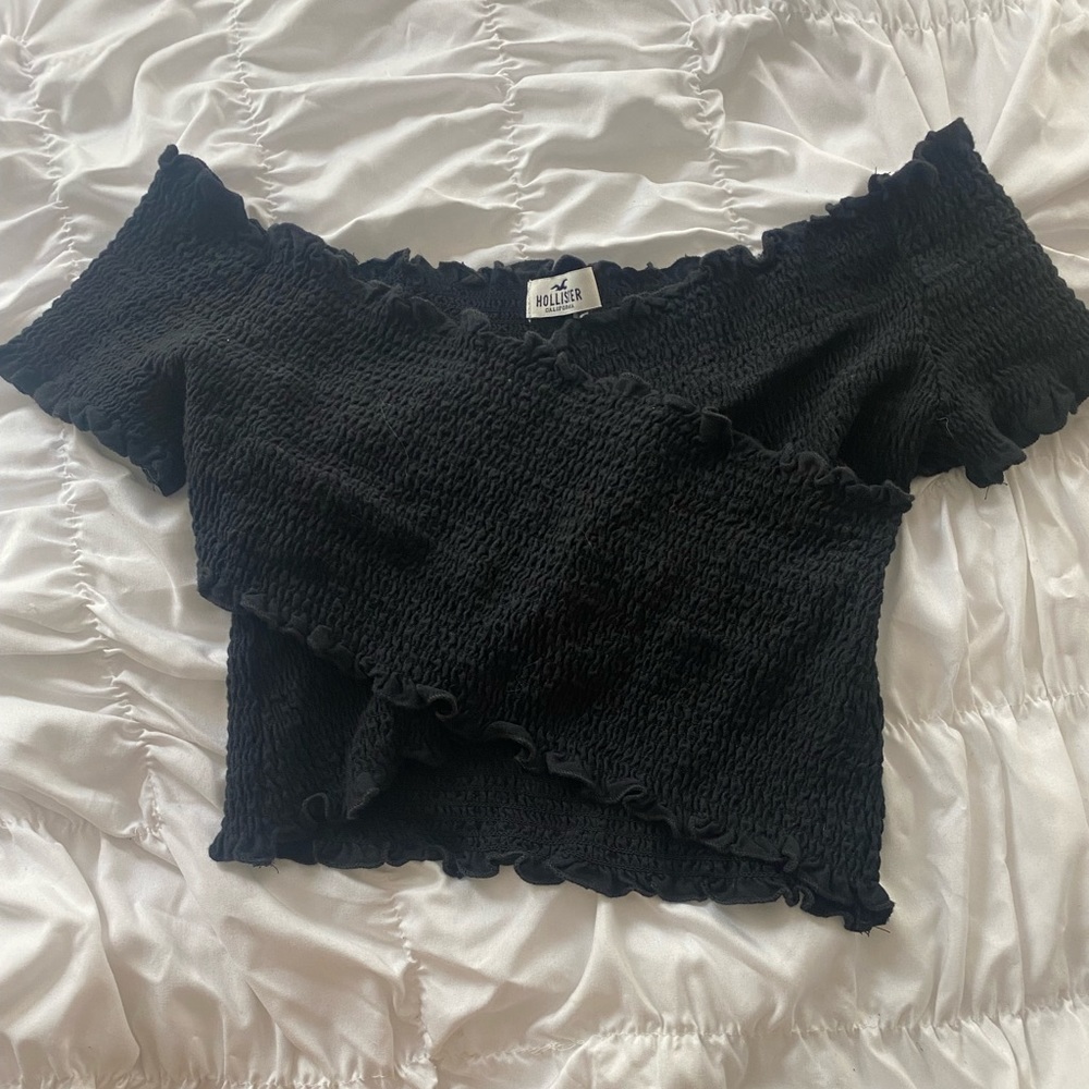 Black off the shoulder crop
